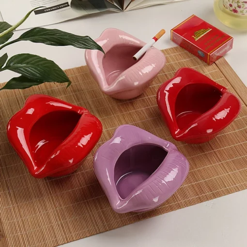 Sexy Lips Ceramic Ashtray